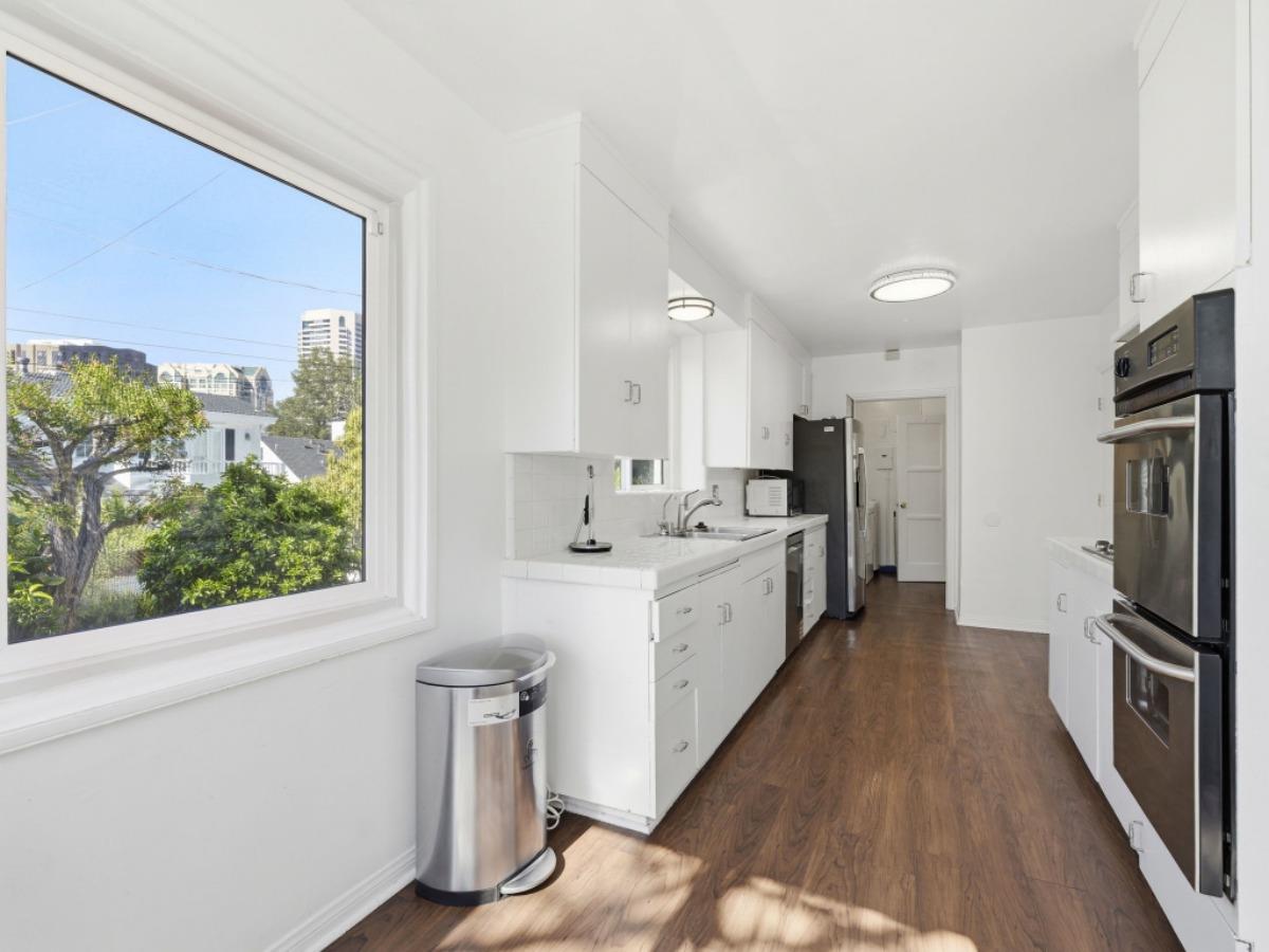 10537 Rochester Avenue Los Angeles, CA 90024 - Photo 27 of 27