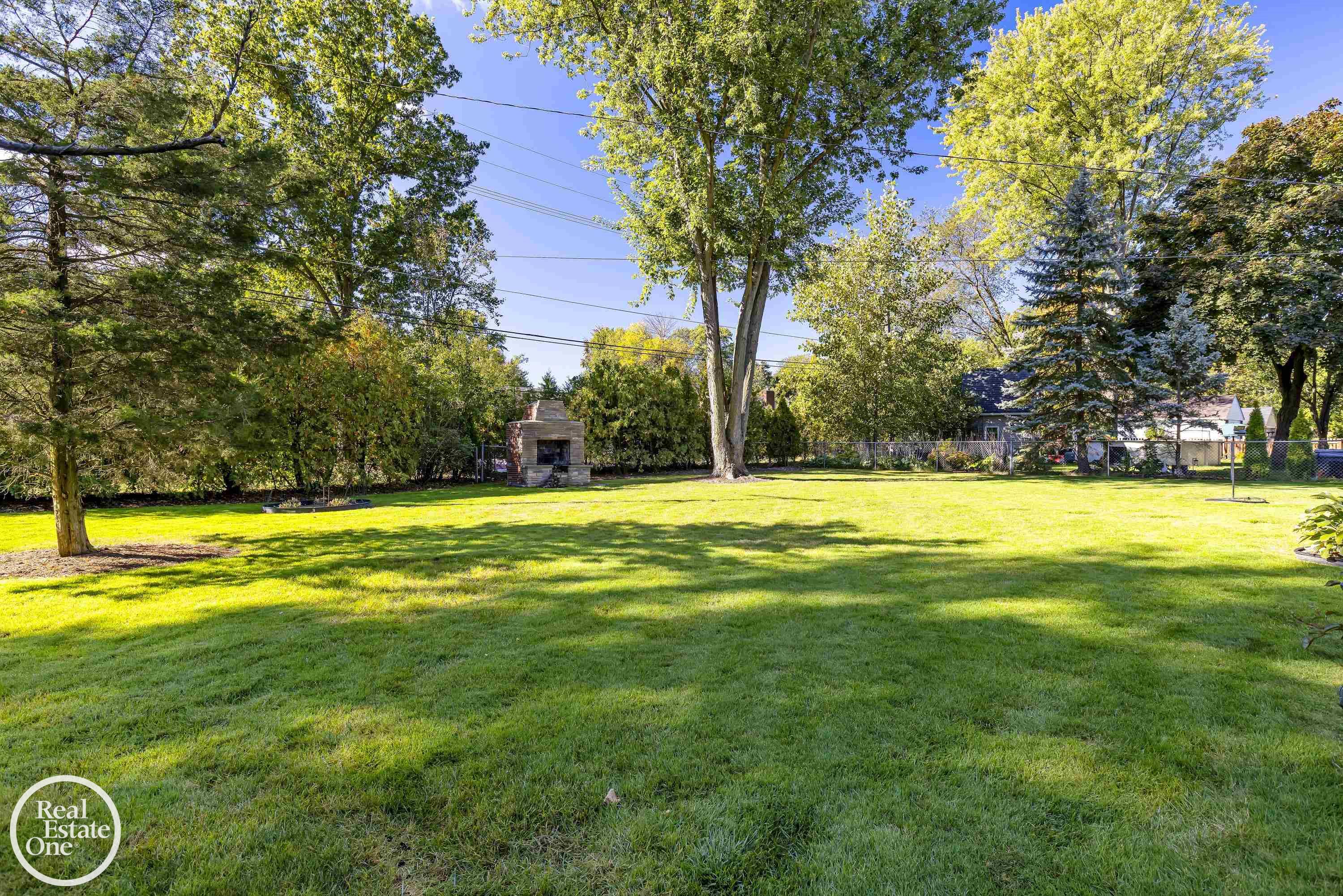 1487 North Renaud Road Grosse Pointe Woods, MI 48236 - Photo 38 of 42
