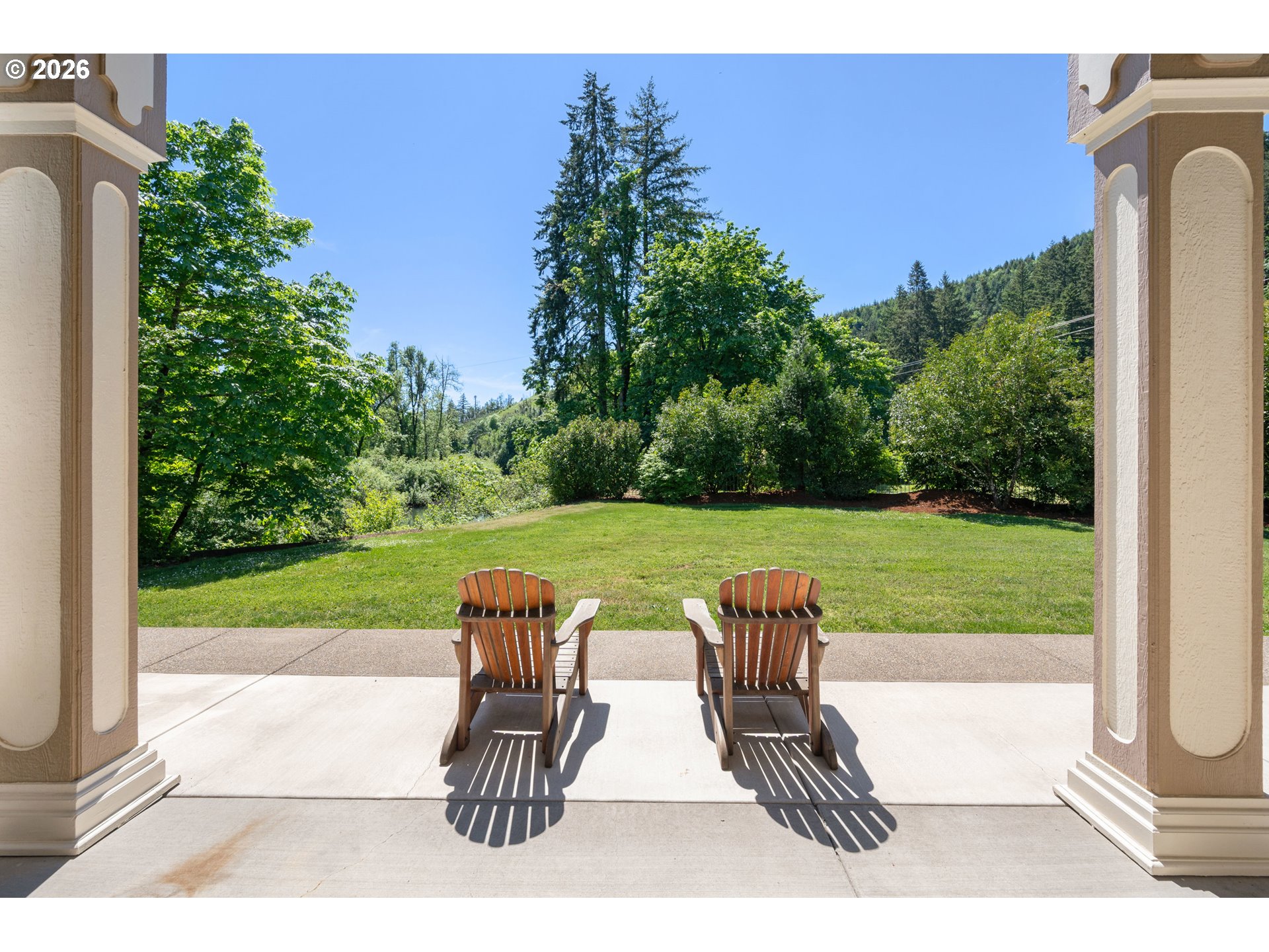 35282 McKenzie View Drive Springfield, OR 97478 - Photo 18 of 48 Covered Patio