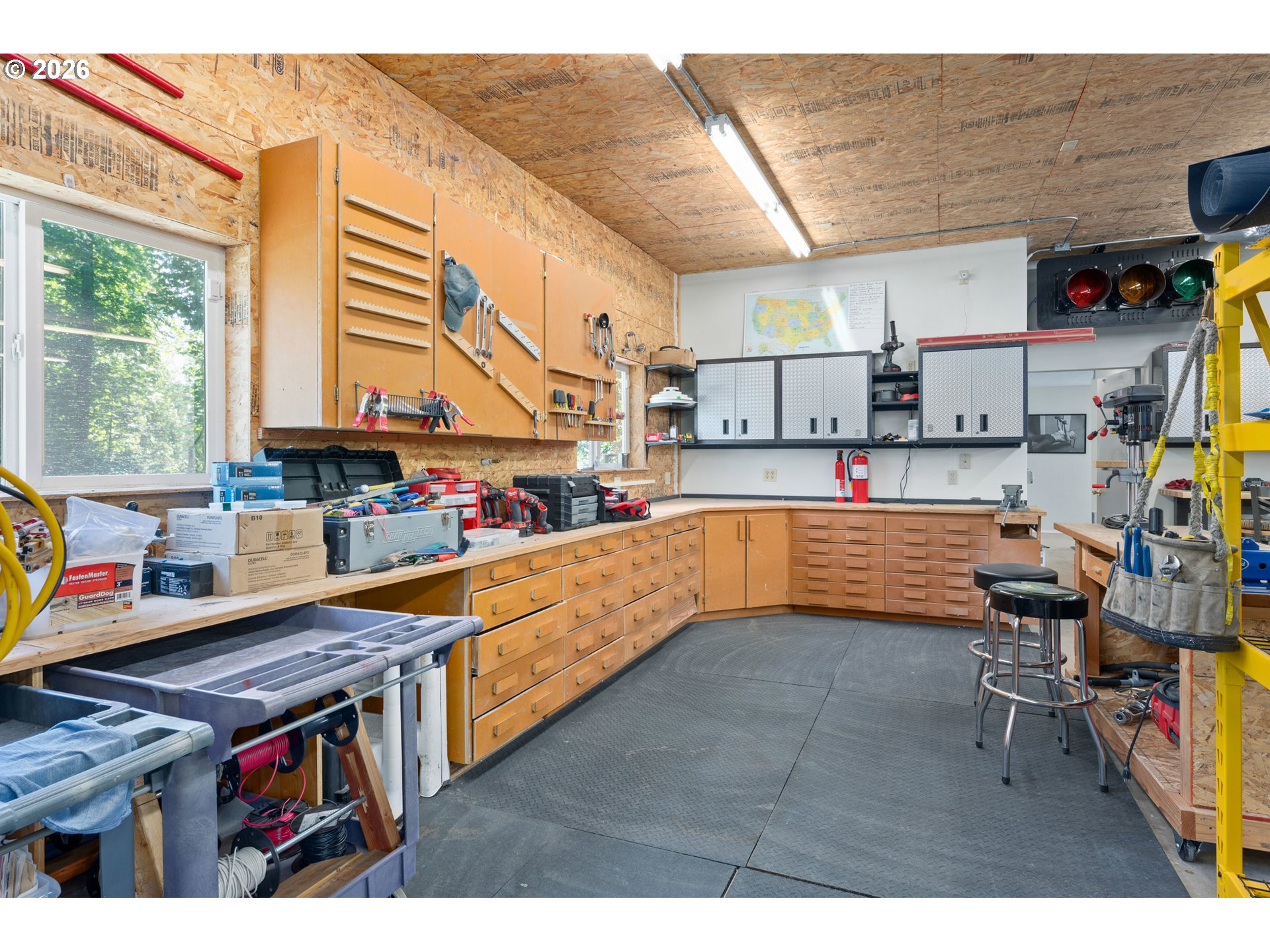 35282 McKenzie View Drive Springfield, OR 97478 - Photo 42 of 48 Workshop