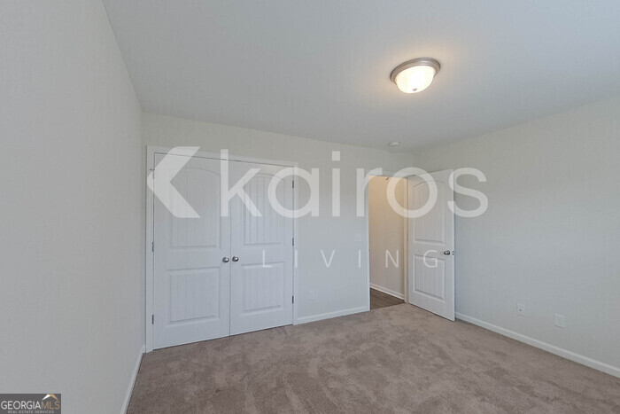 108 St Phillip Way Springfield, GA 31329 - Photo 19 of 29 a view of an empty room