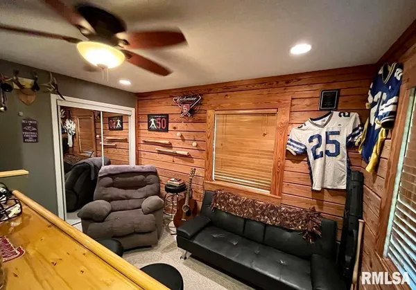$178,000 | 407 North 8th Street, Elkville, IL 62932