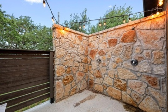 669 El Rancho Cima Fischer, TX 78623 - Photo 11 of 29 Gallery Image 11