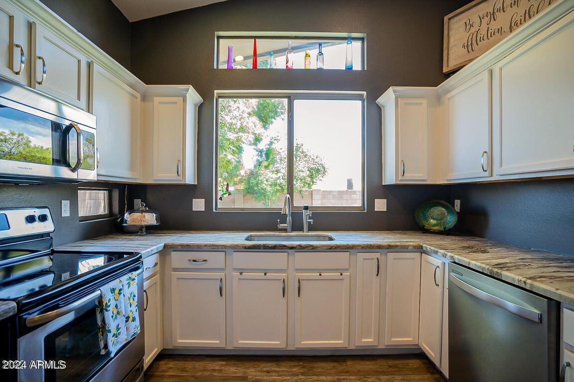 4011 East Agave Road Phoenix, AZ 85044 - Photo 24 of 47 20231207162244883481000000-o