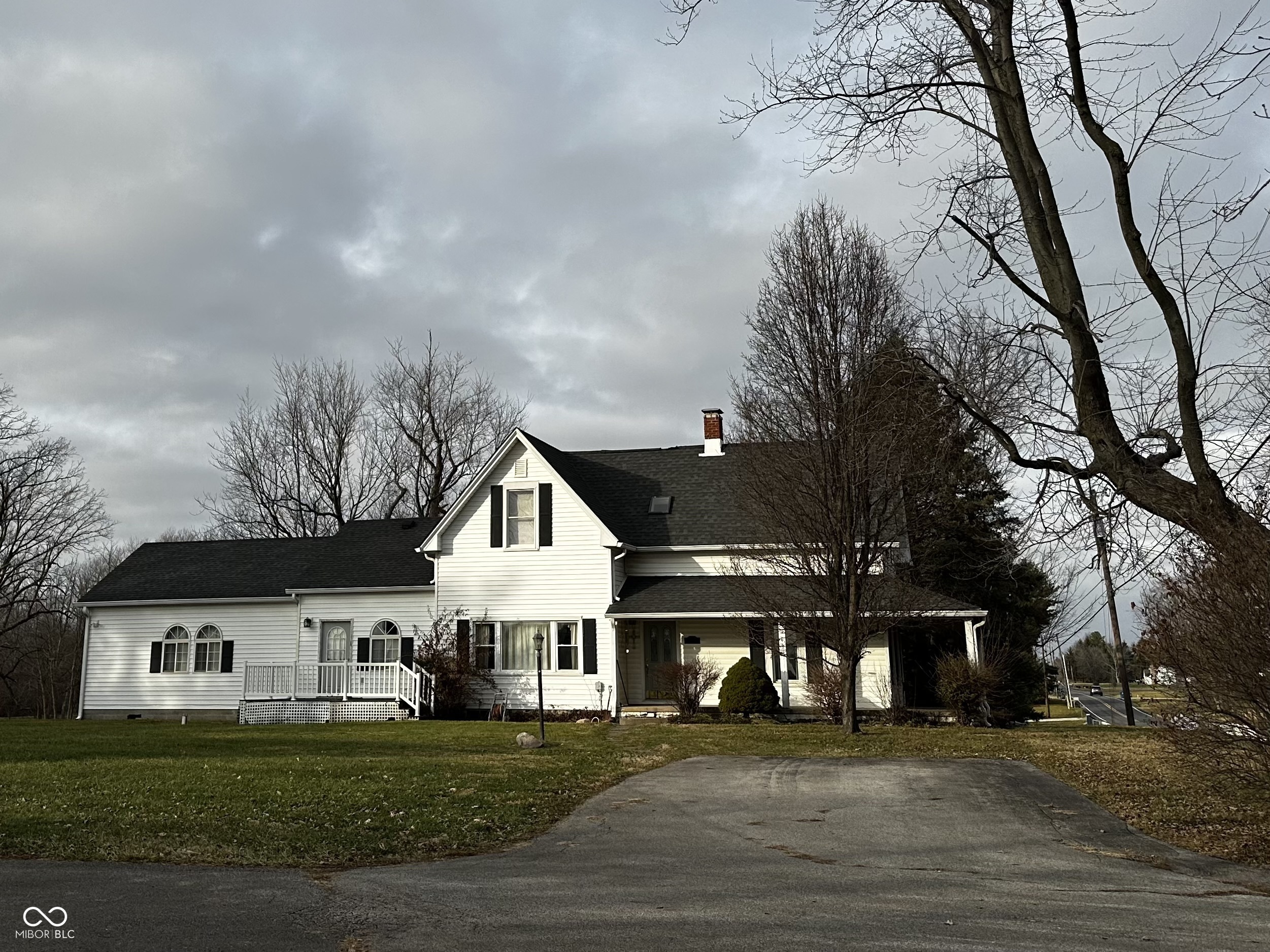 8924 Acton Road Indianapolis, IN 46259 - Photo 2 of 41