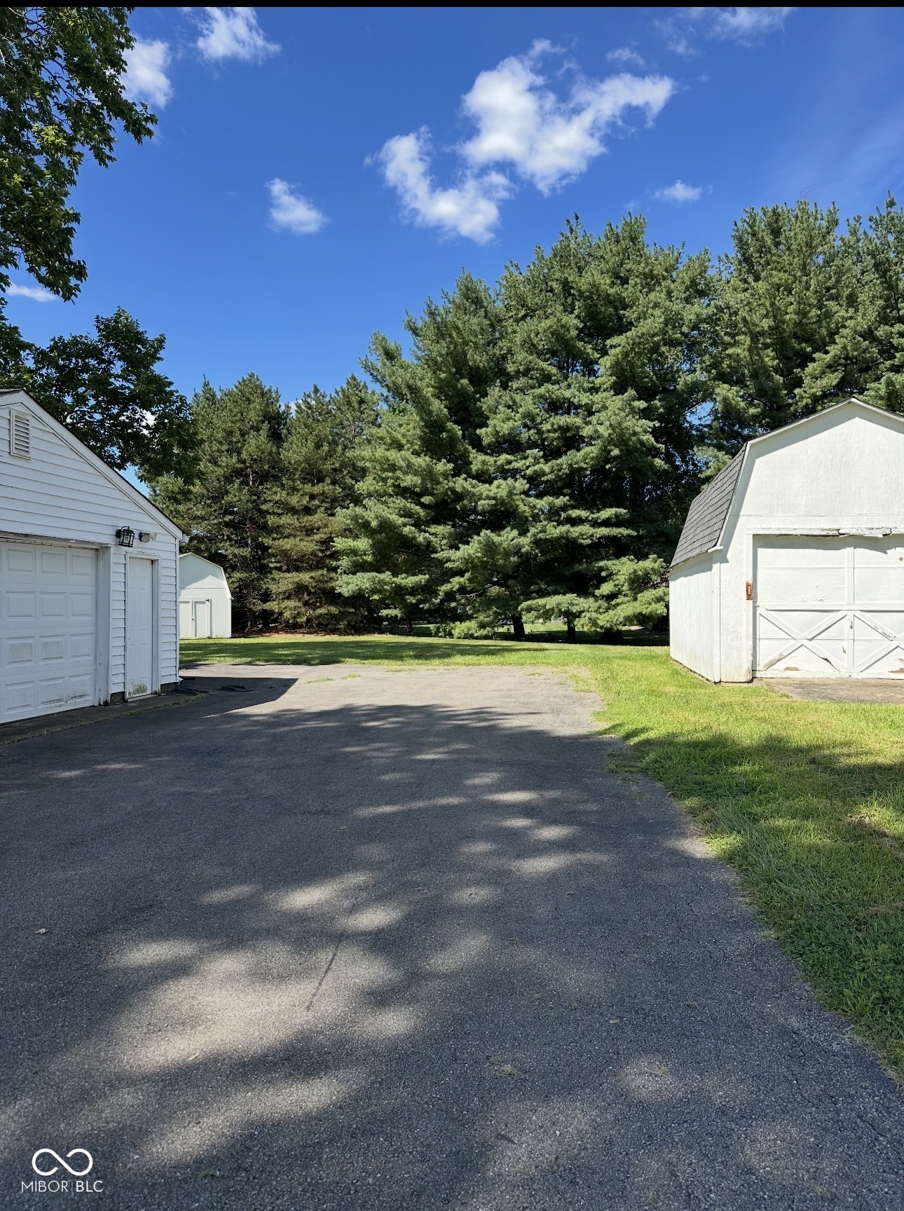 8924 Acton Road Indianapolis, IN 46259 - Photo 37 of 41