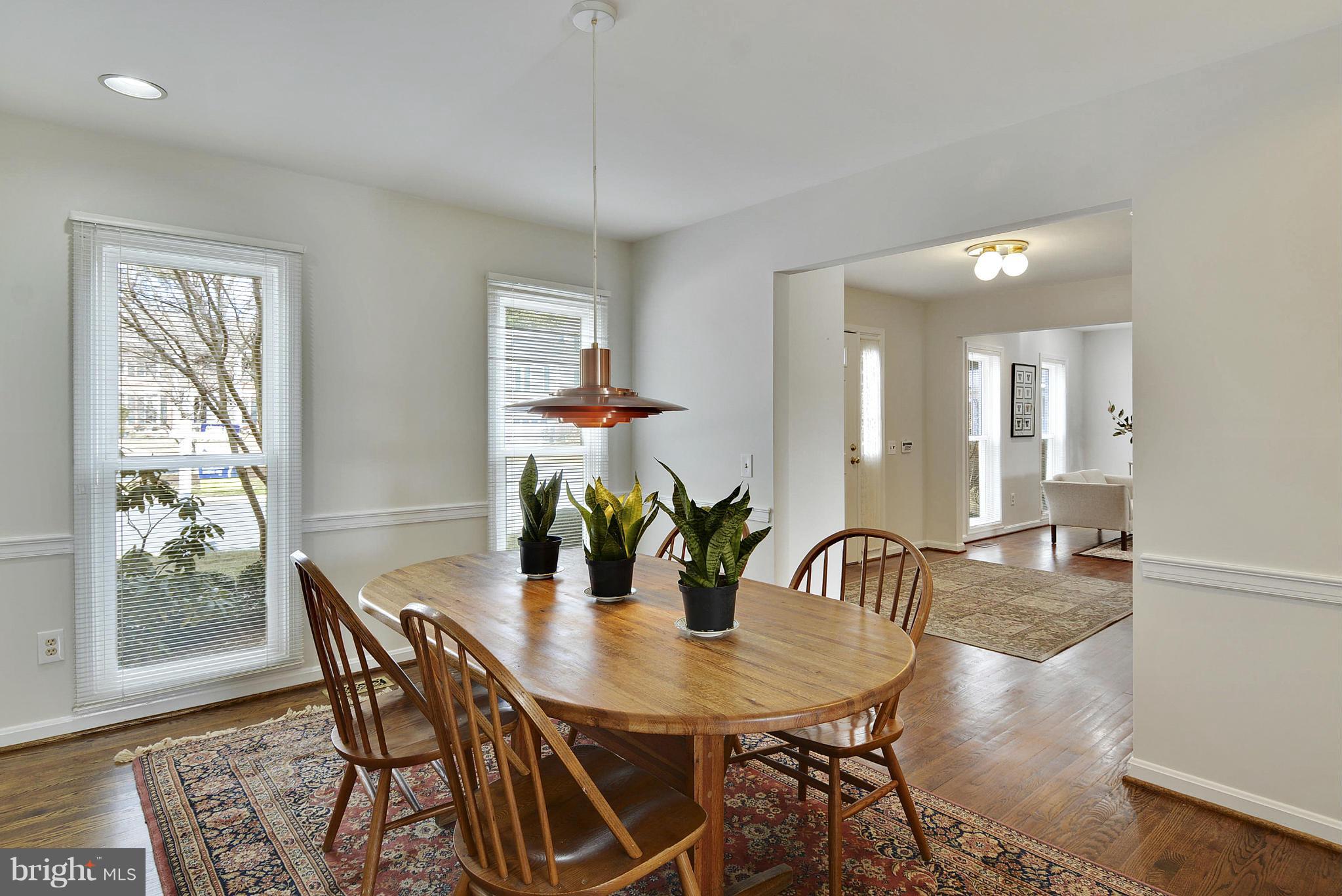 313 Opera Court Silver Spring, MD 20901 - Photo 8 of 28 Dining Room