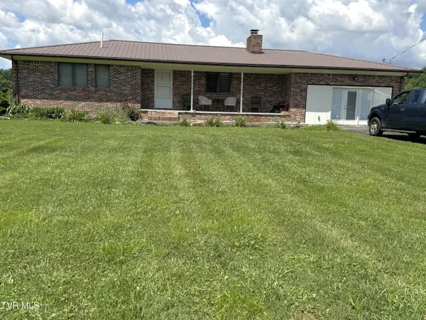 $499,000 | 1935 East Stone Gap Road, Big Stone Gap, VA 24219