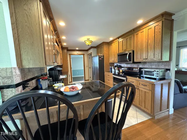 $499,000 | 1935 East Stone Gap Road, Big Stone Gap, VA 24219