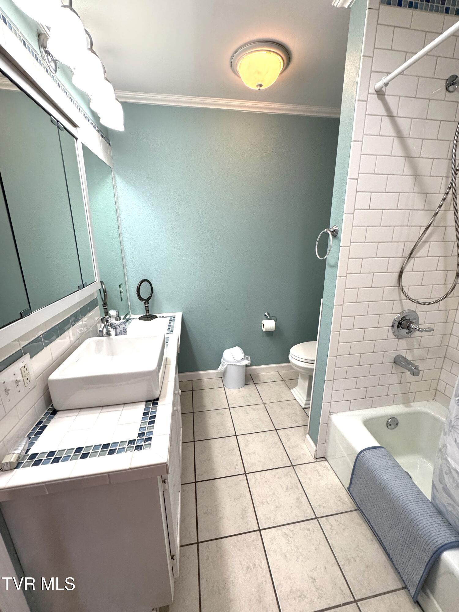 1935 East Stone Gap Road Big Stone Gap, VA 24219 - Photo 23 of 50 MASTER BATH 1