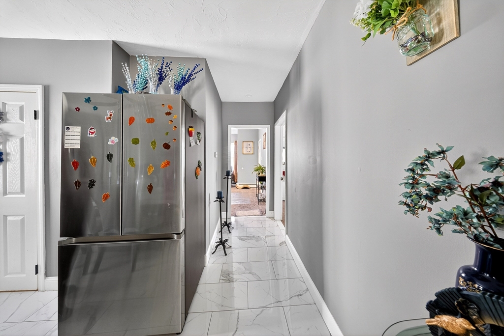 157 Earle Street Fall River, MA 02723 - Photo 11 of 33