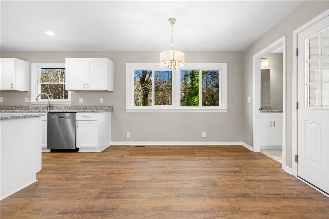 522 Robin Drive Seneca, SC 29678 - Photo 16 of 44