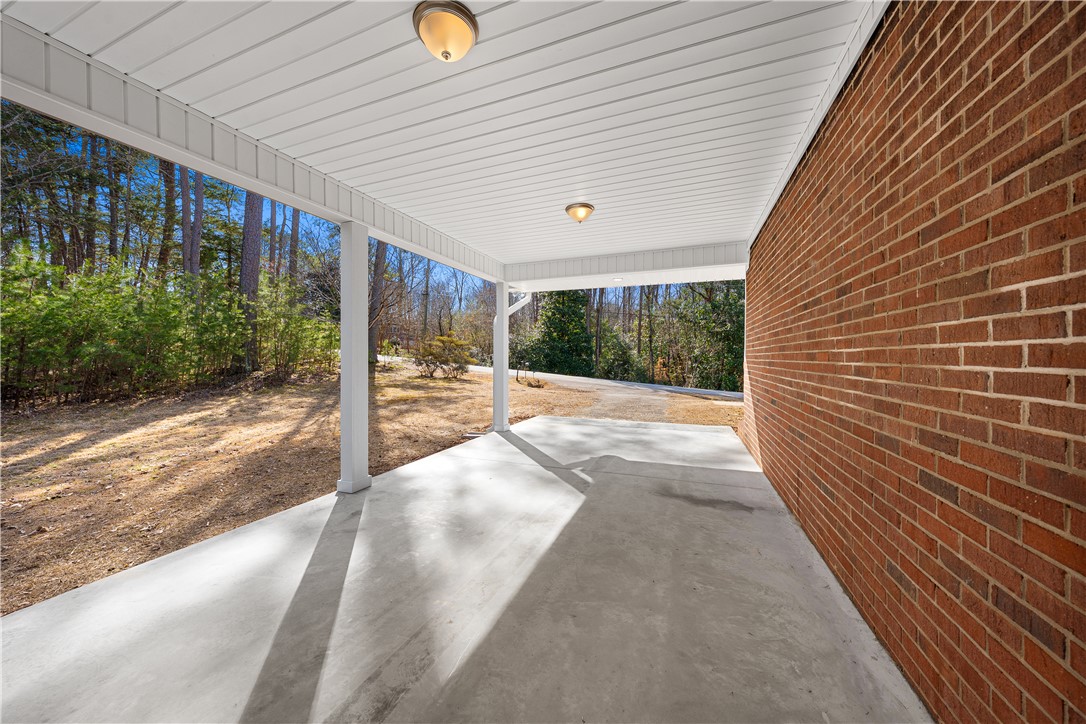 522 Robin Drive Seneca, SC 29678 - Photo 31 of 44