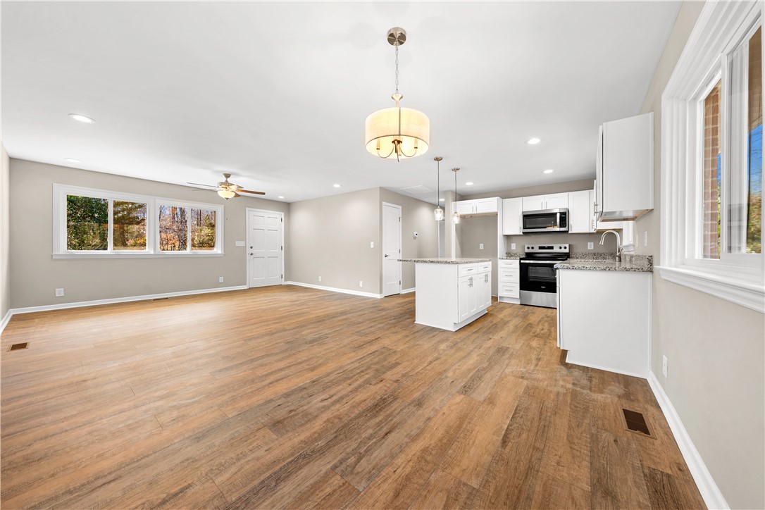 522 Robin Drive Seneca, SC 29678 - Photo 9 of 44