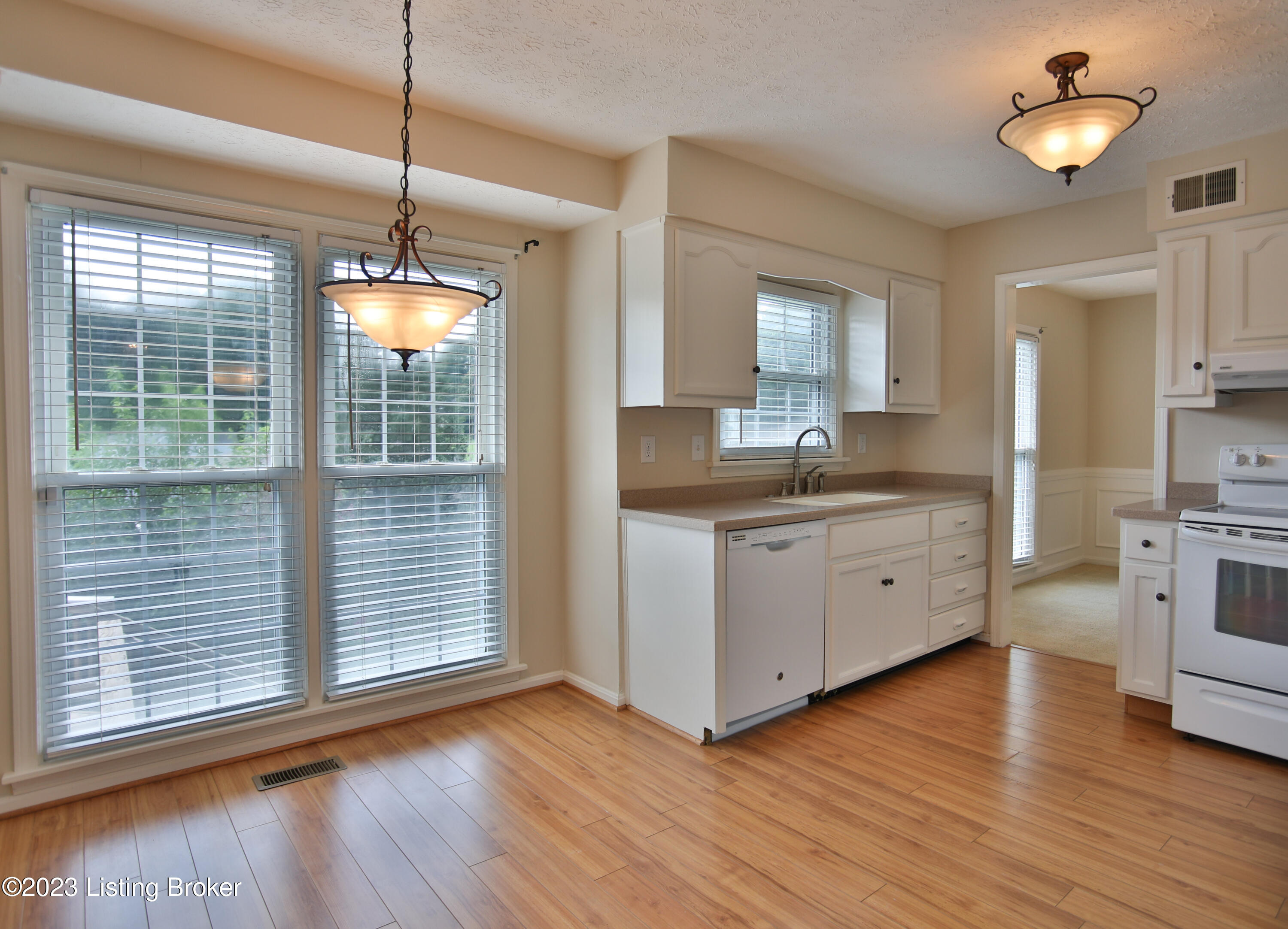 3708 River Bluff Road Prospect, KY 40059 - Photo 11 of 39 3708 River Bluff Rd-12