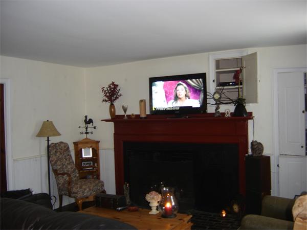 14 Manns Hill Road Sharon, MA 02067 - Photo 3 of 9 Gallery Image 3
