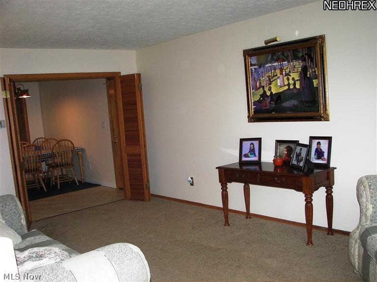 3282 Brenner Road Barberton, OH 44203 - Photo 12 of 24 View of living Room from Front Entrance.