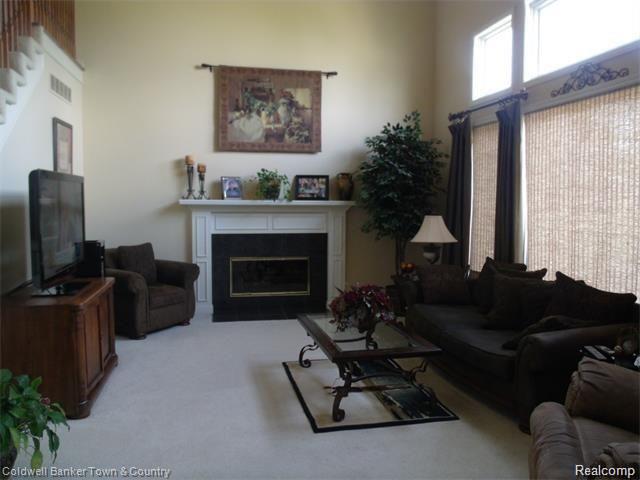 48514 Gladstone Road Canton, MI 48188 - Photo 11 of 33 15.jpg