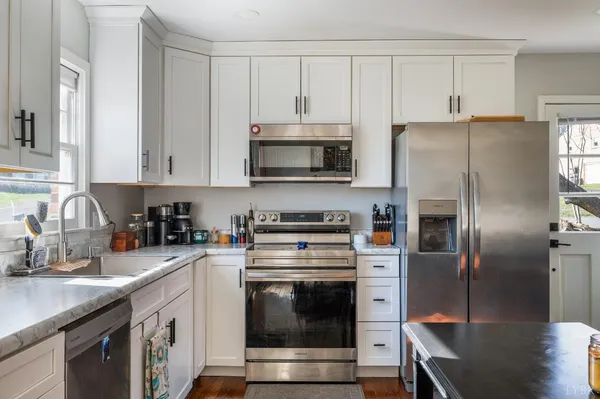 $475,000 | 101 Watkins Place, Lynchburg, VA 24502