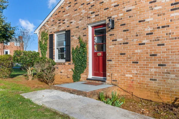 $475,000 | 101 Watkins Place, Lynchburg, VA 24502