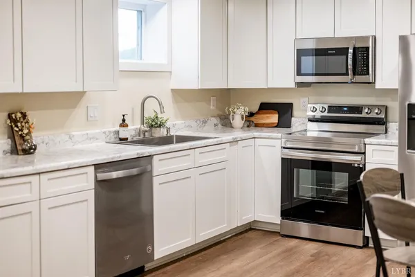 $475,000 | 101 Watkins Place, Lynchburg, VA 24502