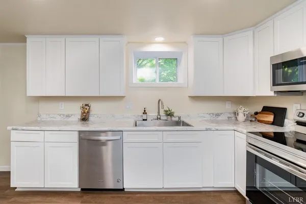 $475,000 | 101 Watkins Place, Lynchburg, VA 24502