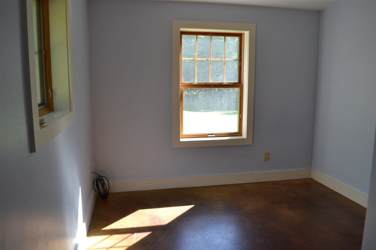 623 West Hill Road Berlin, VT 05663 - Photo 11 of 27