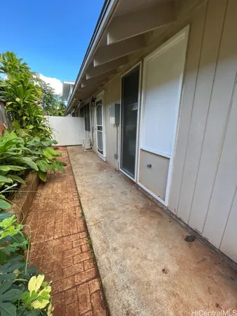 $1,300 | 95-262 Auhaele Loop, Unit C, Mililani, HI 96789