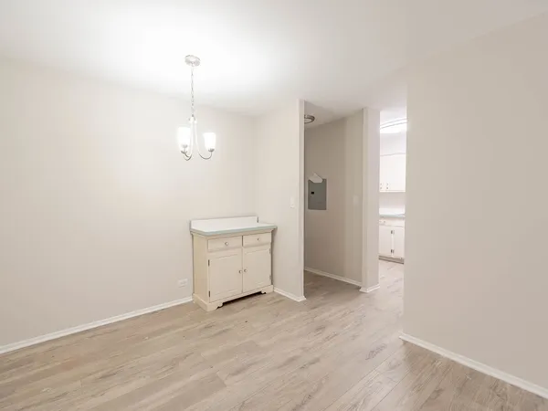 $124,900 | 314 Lathrop Avenue, Unit 406, Forest Park, IL 60130