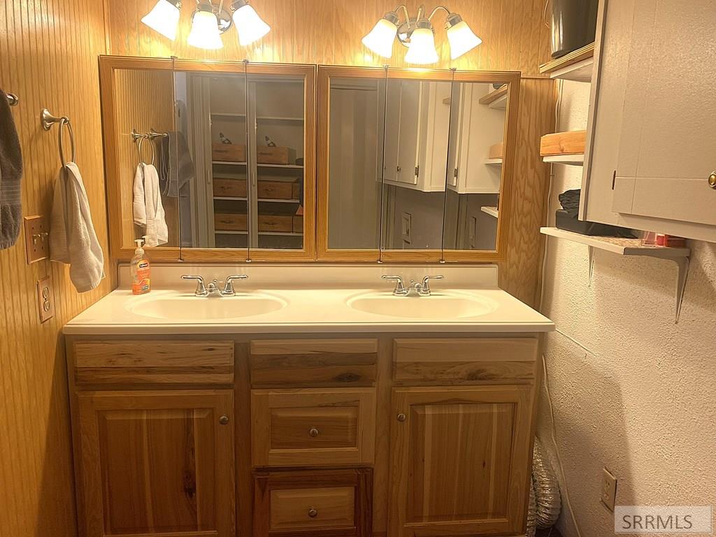 900 Challis Creek Road Challis, ID 83226 - Photo 32 of 56