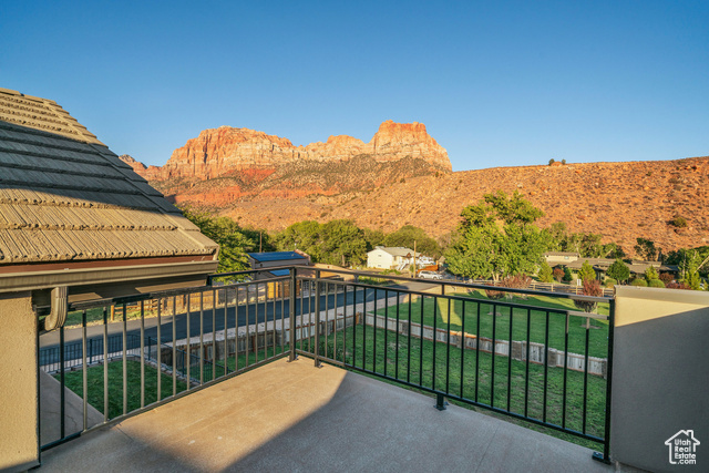 101 Chuckwalla Lane Springdale, UT 84767 - Photo 36 of 51 Balcony with a mountain view