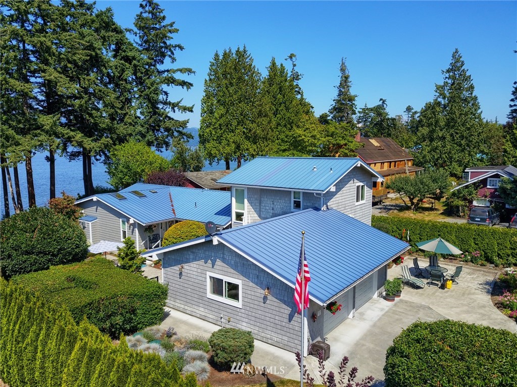 10191 Halloran Road Bow, WA 98232 - Photo 1 of 25 Gallery Image 1