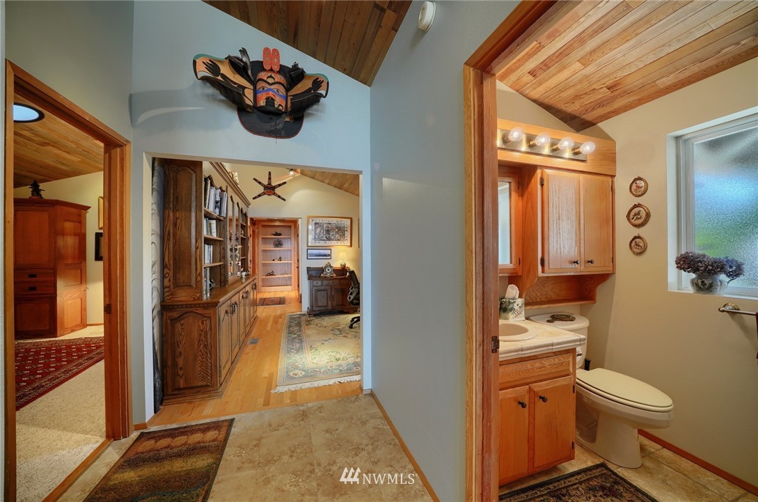 10191 Halloran Road Bow, WA 98232 - Photo 12 of 25 Gallery Image 12