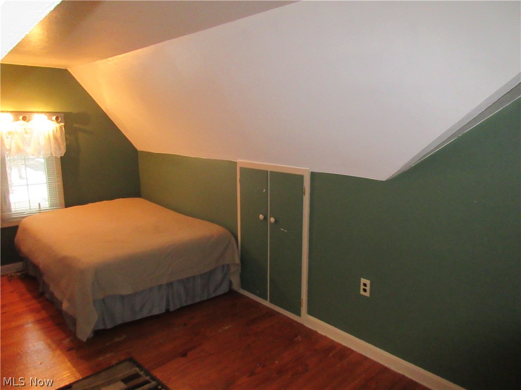 1632 Edgefield Road Lyndhurst, OH 44124 - Photo 4 of 20