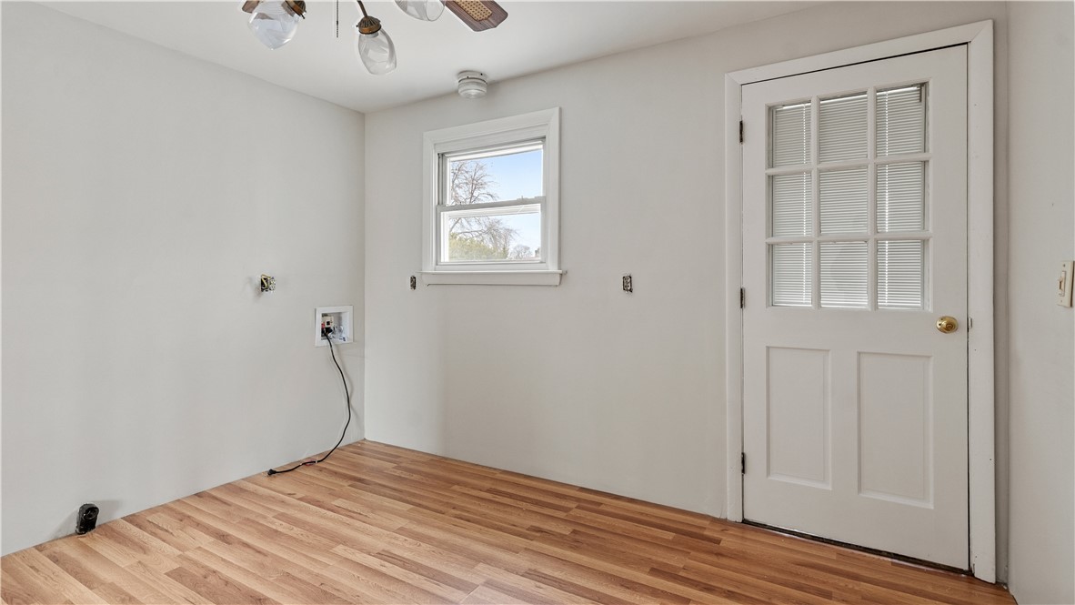 32 Milburn Road East Providence, RI 02914 - Photo 14 of 26