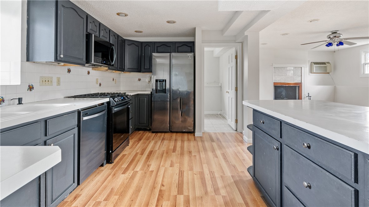 32 Milburn Road East Providence, RI 02914 - Photo 5 of 26