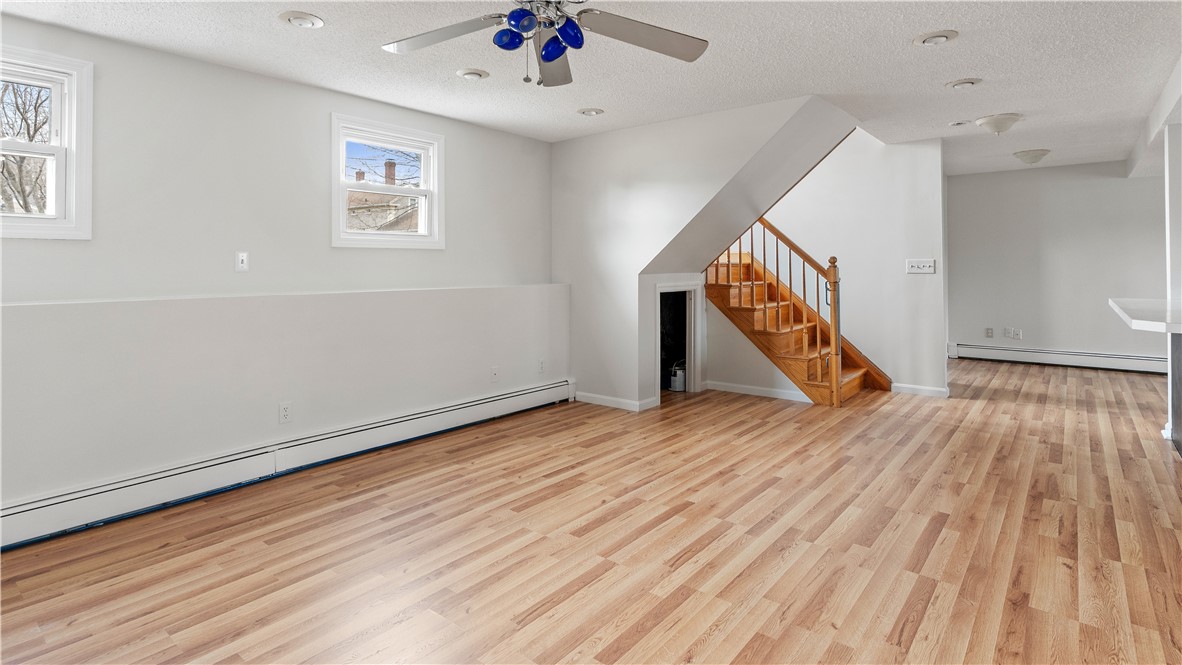 32 Milburn Road East Providence, RI 02914 - Photo 7 of 26