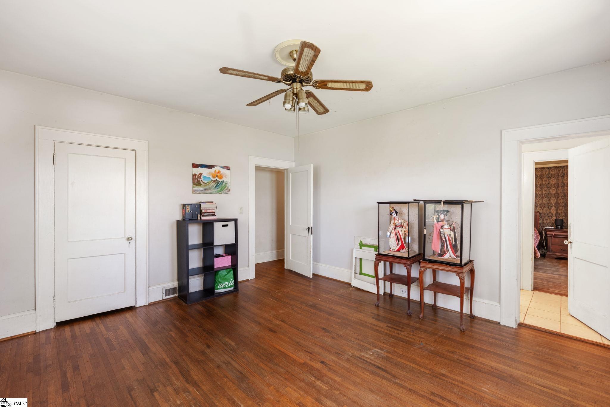 300 West Faris Road Greenville, SC 29605 - Photo 1 of 43