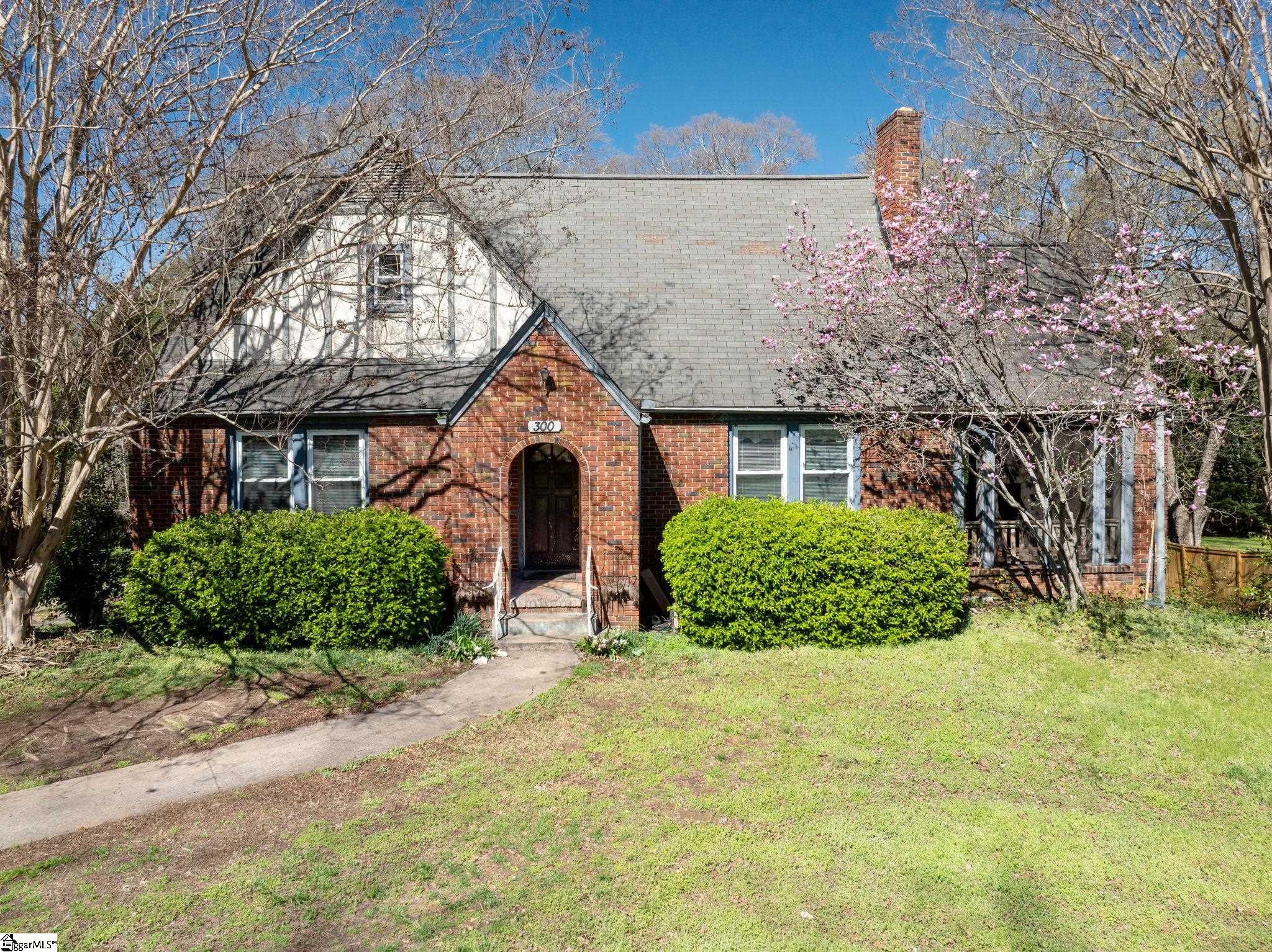 300 West Faris Road Greenville, SC 29605 - Photo 19 of 43