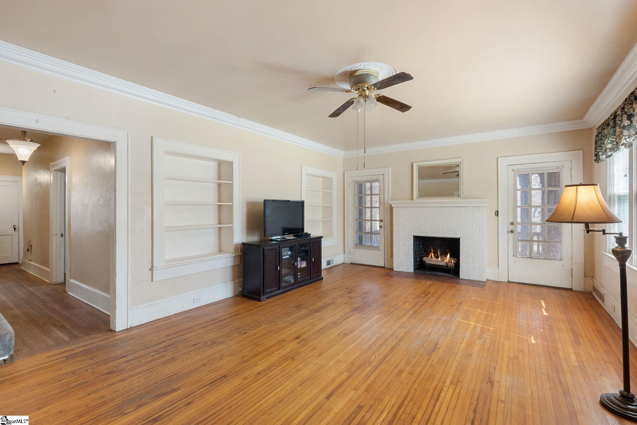 300 West Faris Road Greenville, SC 29605 - Photo 24 of 43