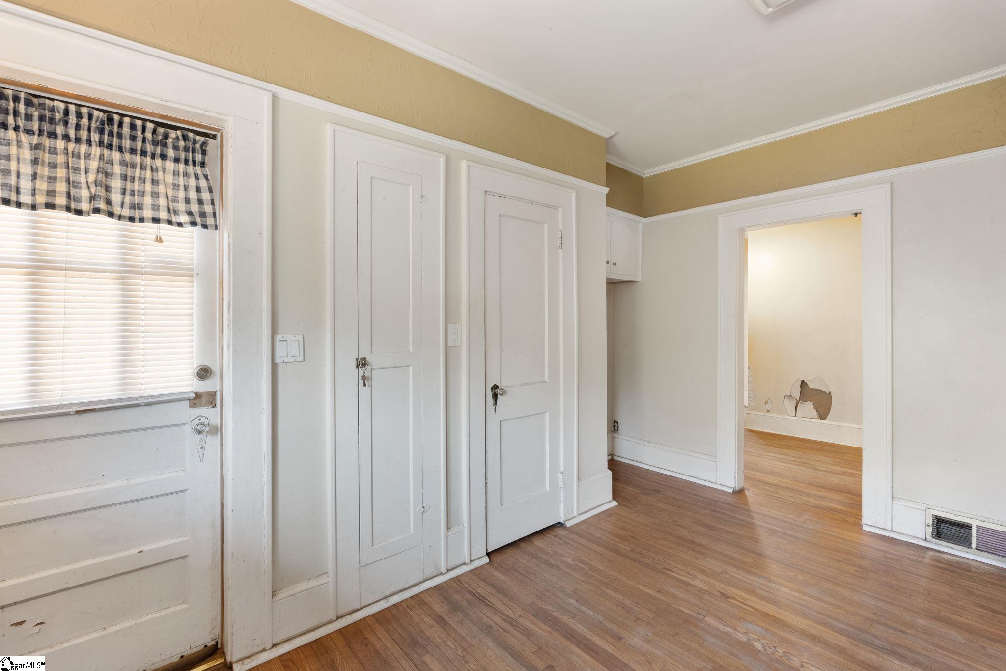 300 West Faris Road Greenville, SC 29605 - Photo 34 of 43