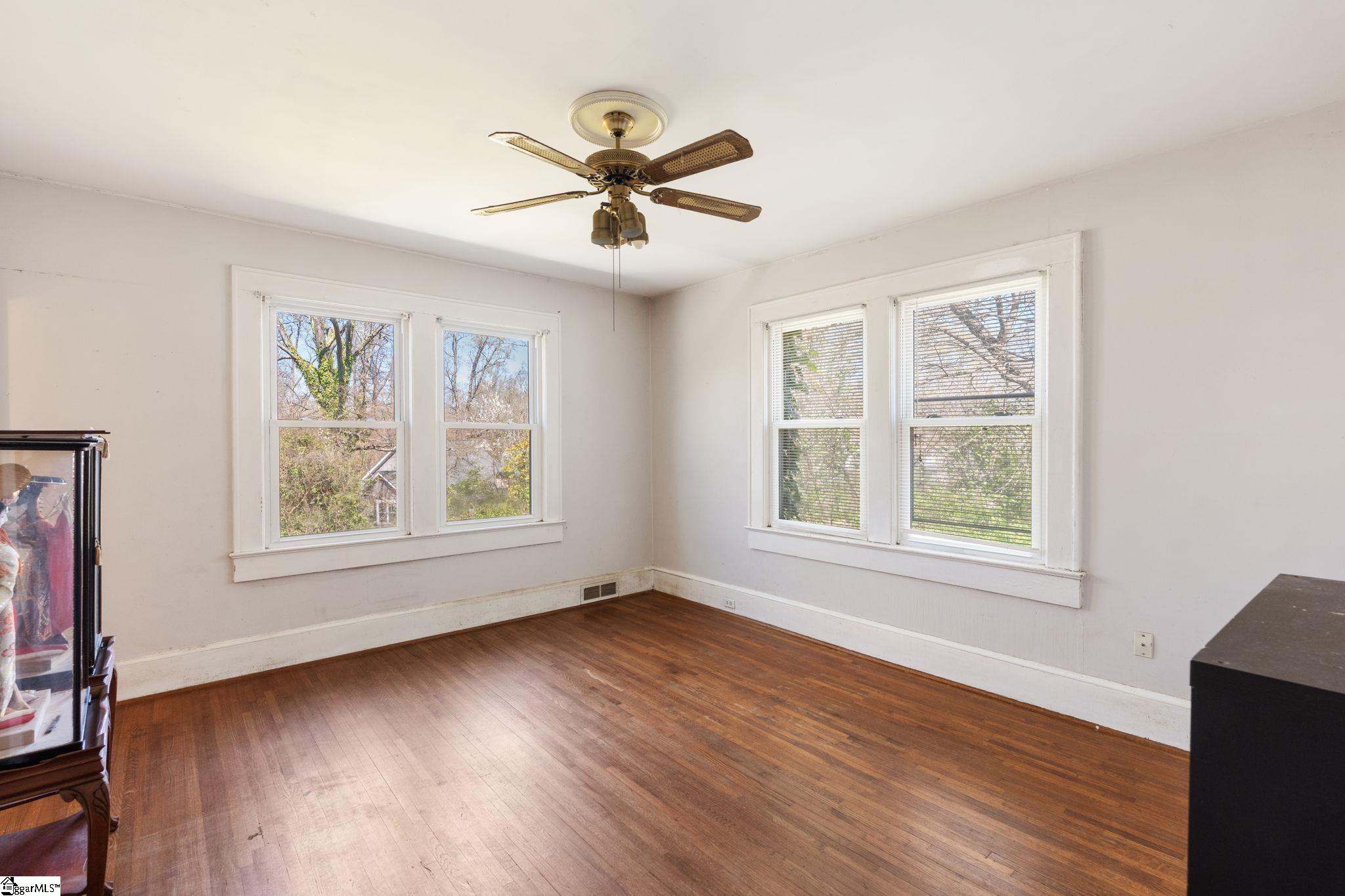 300 West Faris Road Greenville, SC 29605 - Photo 38 of 43