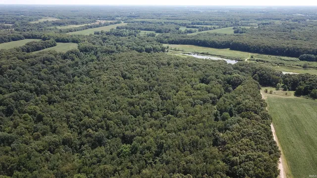 $1,100,000 | 9515 East 100 North, Knox, IN 46534