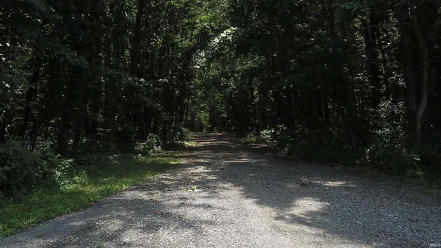 $1,100,000 | 9515 East 100 North, Knox, IN 46534