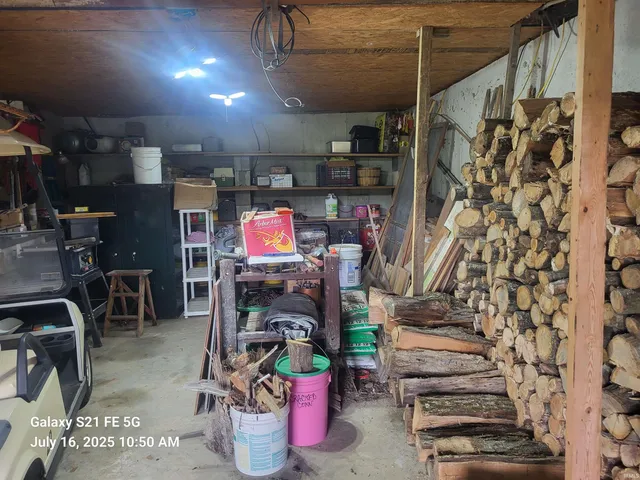 $1,100,000 | 9515 East 100 North, Knox, IN 46534