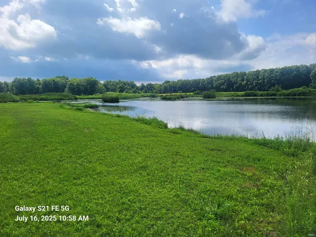 $1,100,000 | 9515 East 100 North, Knox, IN 46534