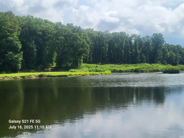 $1,100,000 | 9515 East 100 North, Knox, IN 46534