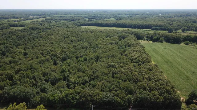 $1,100,000 | 9515 East 100 North, Knox, IN 46534