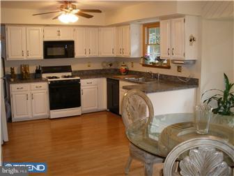 104 Peach Road Marlton, NJ 08053 - Photo 4 of 12 Kitchen