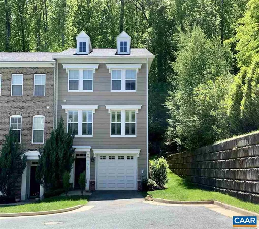$3,200 | 317 Poplar Glen Court, Charlottesville, VA 22903